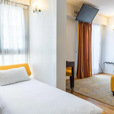 Urban Hive Hotel